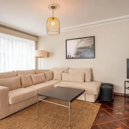 Noordhoek 36.02 أوستيند